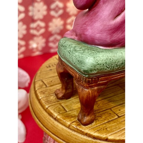 Avon Be My Valentine figurine, by Jessie Wilcox Smith collection, so cute - Picture 14 of 17